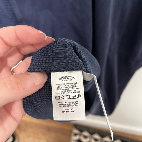 Lou & Grey Sandwashed V-Neck Pocket Modal Oversized Shift Dress Size 4 - Picture 7 of 10